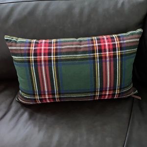 Southern Living Plaid Holiday Decorative Pillow 
14 x 27 in 100% Cotton (NWT)